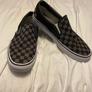 Vans classic slip on pewter/black checkerboard. Men's Size 8.